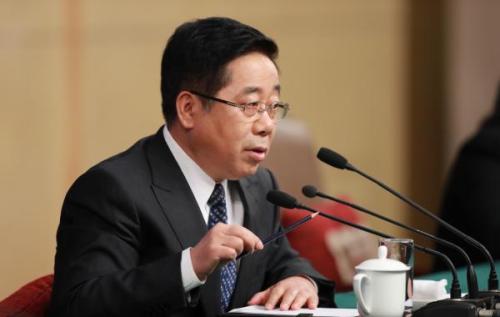 教育部部長談減負(fù)：寶寶不高興，后果很嚴(yán)重