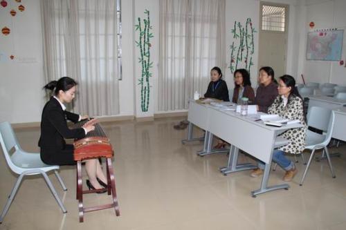 辟謠！教師需求暴增，?？?、非師范生可以考編制?。。?></a></div>

                  <div   id=