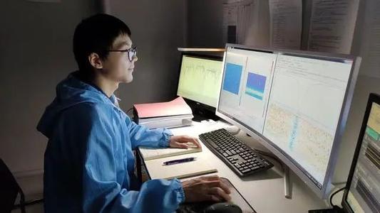 在特殊的學(xué)期里，畢業(yè)生們度過(guò)了一段特殊的科研時(shí)光