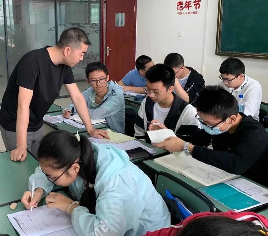 教師 | 從學(xué)生興趣出發(fā)，做他們的源頭活水