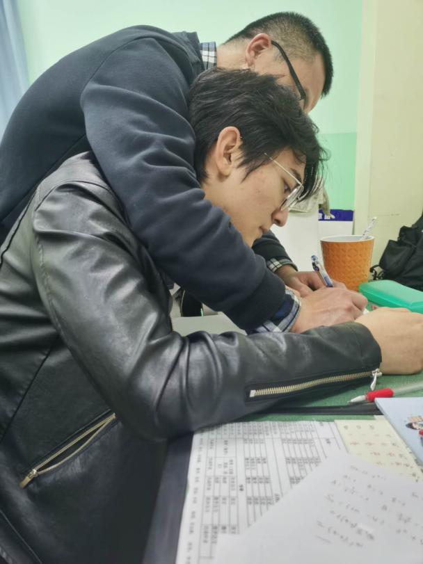 尋找身邊的美好——心素如簡(jiǎn)，人淡如菊，謙謙君子，良師益友