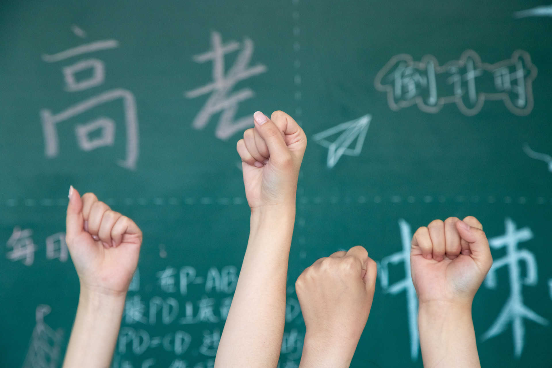 怎樣表揚(yáng)，才最能引導(dǎo)孩子成長？