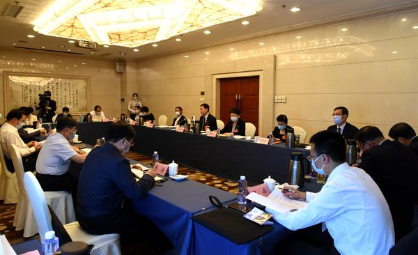 全了！31地2025政府工作報(bào)告教育要點(diǎn)速覽